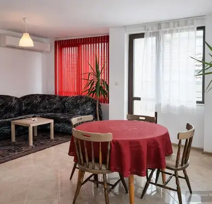 Photo 2 — 2-bedroom apartment in Varna, Centyr