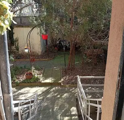 Photo 3 — Three-room apartment 70 sq m in Center, Varna, on the first floor