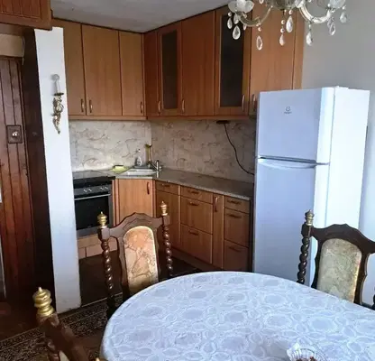 Снимка 5 — 3-стаен апартамент в Център, Варна с тераса и паркинг