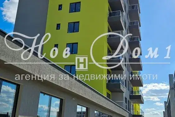 Тристаен апартамент с две тераси в Кайсиева градина, Варна