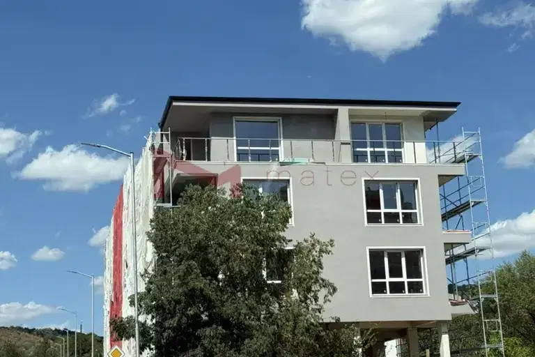 4-room apartment in Kaisieva gradina with 3 terraces