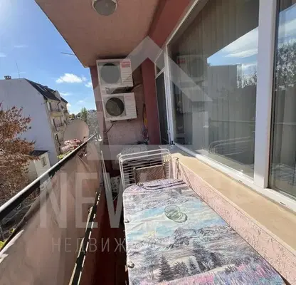 Photo 3 — Two-room apartment with terrace in Kolhozen pazar, Varna