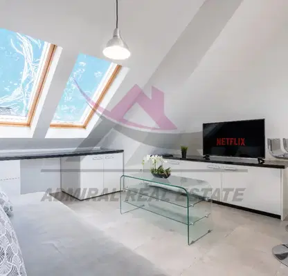 Photo 3 — Two-room apartment on the 5th floor in Kolhozen pazar, Varna