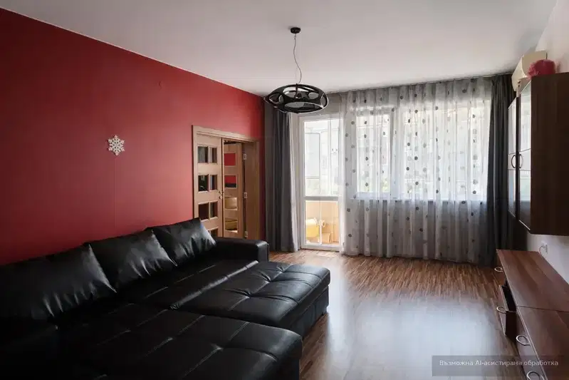 Three-room apartment in Kolhozen pazar, Varna with elevator