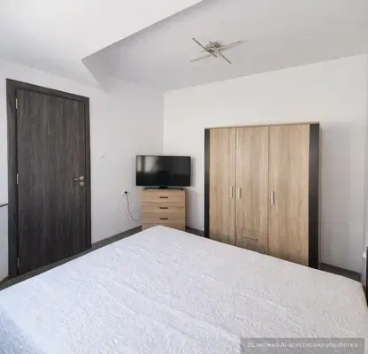 Photo 4 — Three-room apartment in Kolhozen pazar, Varna with elevator