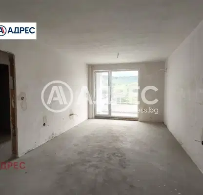 Photo 2 — Two-room apartment with parking space in Levski 1, Varna
