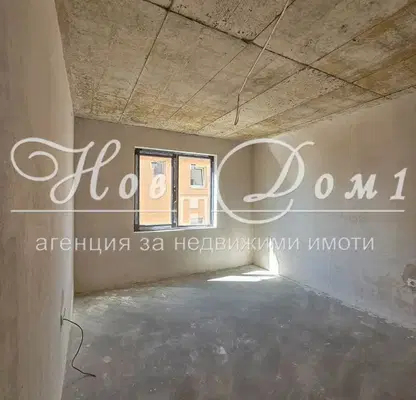 Снимка 4 — Двустаен апартамент с тераса в Левски 1, Варна