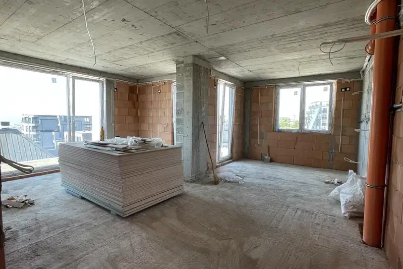 4-room apartment with 5 terraces in Levski 1, Varna