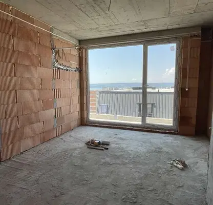 Photo 3 — 4-room apartment with 5 terraces in Levski 1, Varna