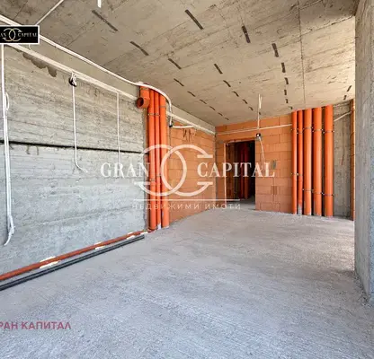 Снимка 2 — Четиристаен апартамент с панорамна гледка в Левски, Варна