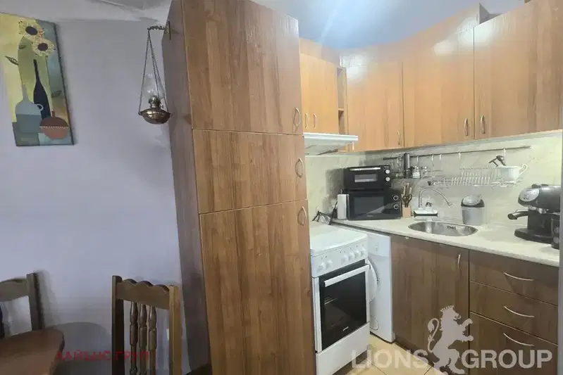 Two-room apartment with two balconies in Lyatno Kino Trakiya, Varna