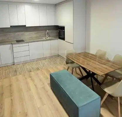 Photo 3 — Three-room apartment with two terraces in Mladost 1, Varna