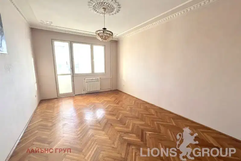 Three-room apartment with two terraces in Mladost 2, Varna
