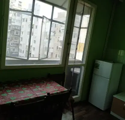Photo 4 — Three-room apartment with two balconies in Mladost 2, Varna