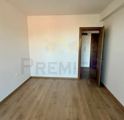Photo 5 — Two-room apartment in Pobeda with balcony and parking space