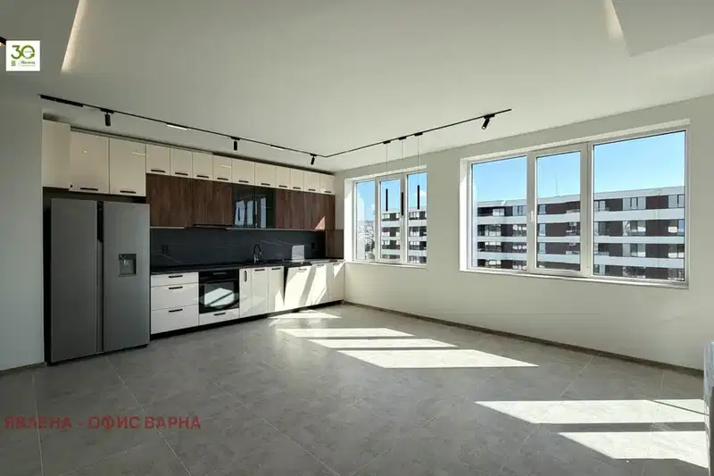 3-room apartment with panoramic view in Troshevo, Varna
