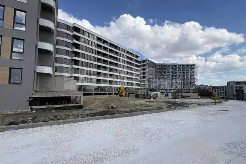 Two-room apartment in Varna with large balcony