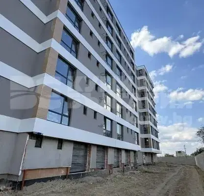Photo 3 — Three-room apartment 89 sq m in Varna, Vladislav Varnenchik, with terrace