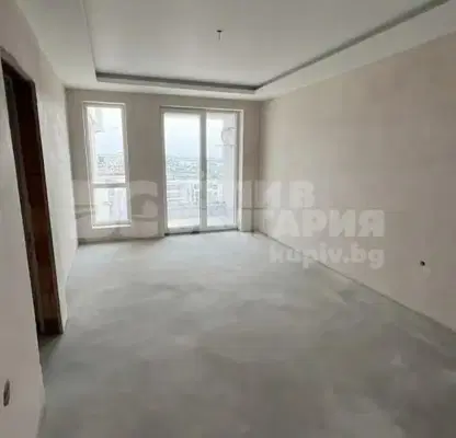 Photo 5 — Three-room apartment 89 sq m in Varna, Vladislav Varnenchik, with terrace