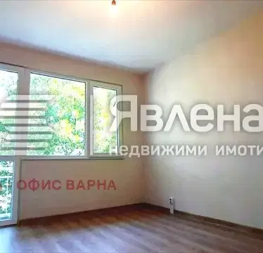 Снимка 4 — Тристаен апартамент 74 кв.м. във Владислав Варненчик, с тераса