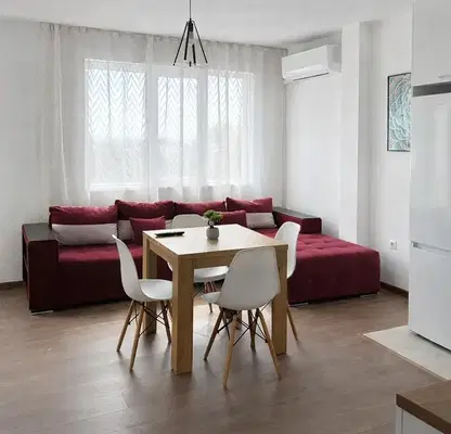 Photo 4 — Two-room apartment in Varna, Vladislav Varnenchik, with elevator