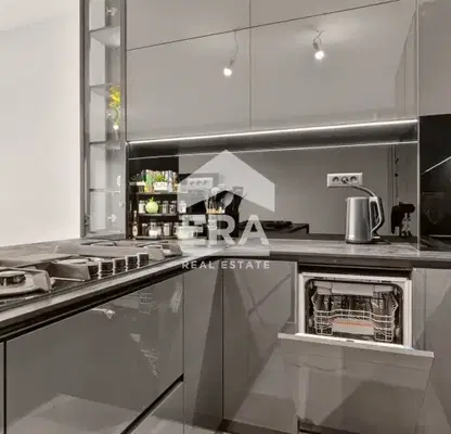 Photo 5 — Three-room apartment with sea view in Vazrazhdane 1, Varna