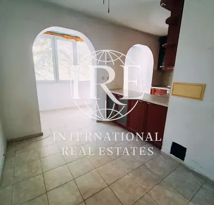 Photo 2 — Four-room apartment with terrace in Vazrazhdane 1, Varna