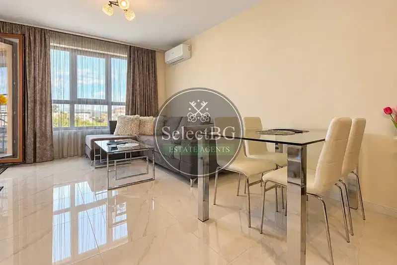 Three-room apartment in Buzludzha, Veliko Tarnovo with glazed terrace