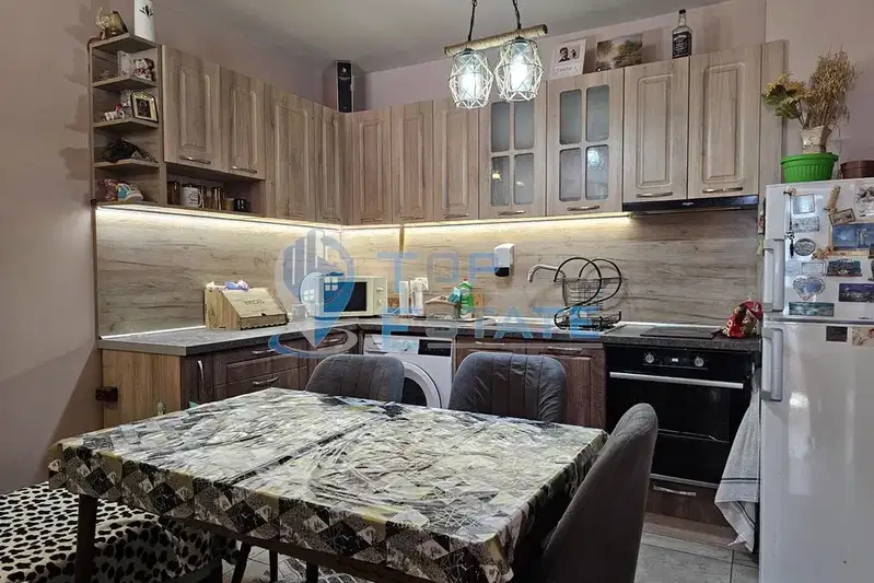 3-bedroom apartment in Veliko Tyrnovo, Buzludja