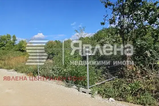 Парцел в София, Ботевград