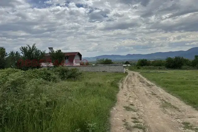 Парцел в Пловдив, Карлово