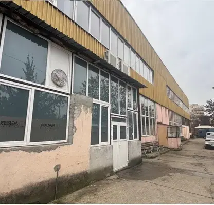 Снимка 4 — Промишлена сграда в София, Военна рампа