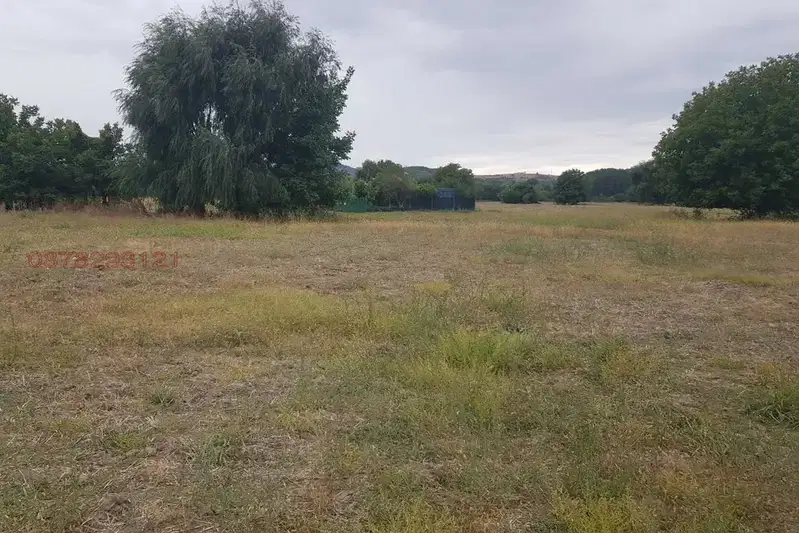 Ливада в Пловдив, Баня