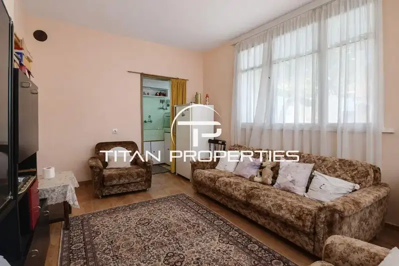 Floor of House in Plovdiv, Gagarin