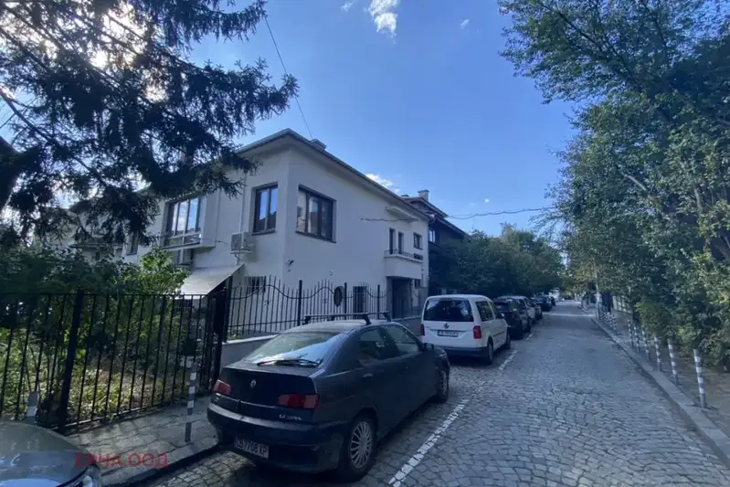 Luxury 3-room house floor in Yavorov, Sofia