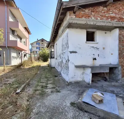 Photo 4 — One-story house with yard in Aheloy, Burgas region