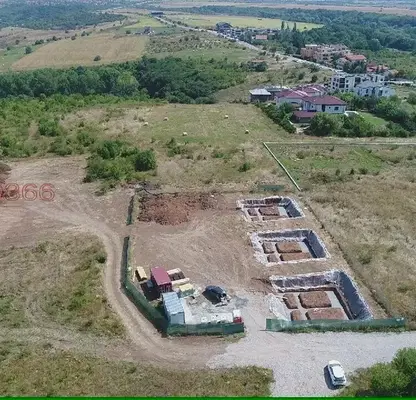 Photo 3 — Modern 4-room house in Ivaniane with yard and panoramic view