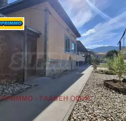 Photo 3 — One-storey house with garage in Razliv village, Sofia region
