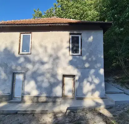 Photo 2 — Two-storey house with yard in Dimovo, Vidin region