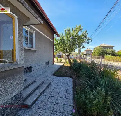 Photo 5 — 4-room house in Kostinbrod with large yard