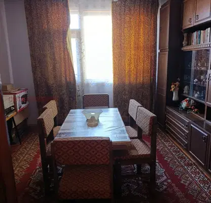 Снимка 5 — Двуетажна къща с 4 спални и двор в Панагюрище