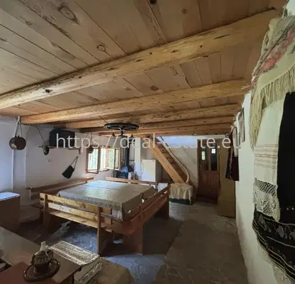 Photo 4 — 3-room house in Razlog with large yard and storage building