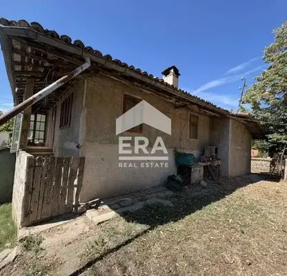 Photo 5 — House with large yard in Arbanasi village, Veliko Tarnovo region