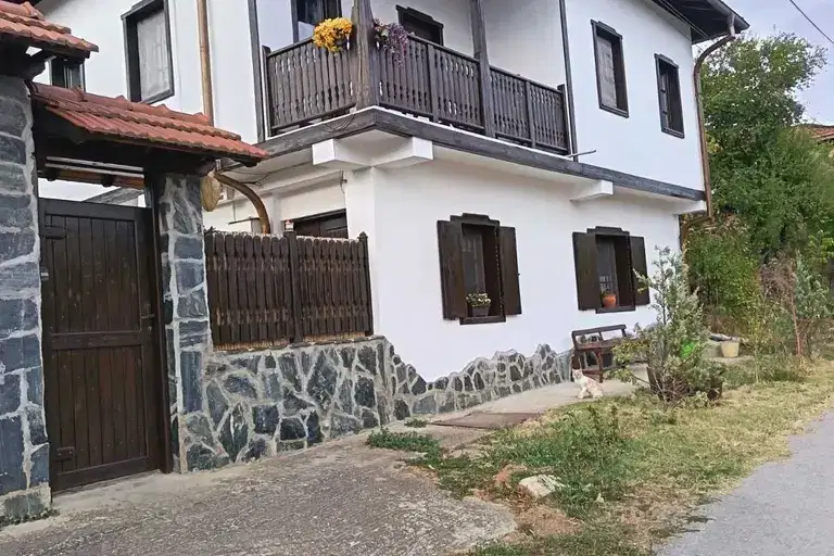 Къща в Ловеч, с. Борима
