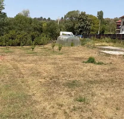 Photo 4 — 3-room house in Brusen village, Vratsa region with yard and greenhouse