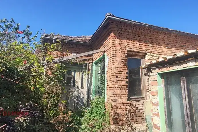 Къща във Варна, с. Червенци