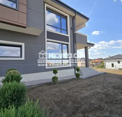Photo 2 — Detached house with 3 bedrooms in Markovo village, Plovdiv region