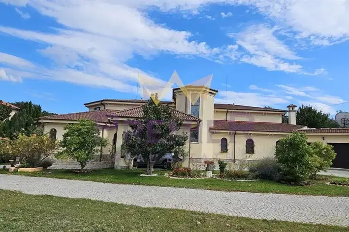 House in Varna, Priselci