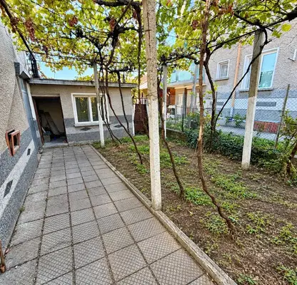 Photo 5 — Two-storey house with garage in Parvenets village, Plovdiv region