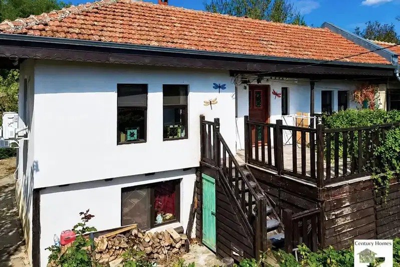 House in Gabrovo, Slaveikovo